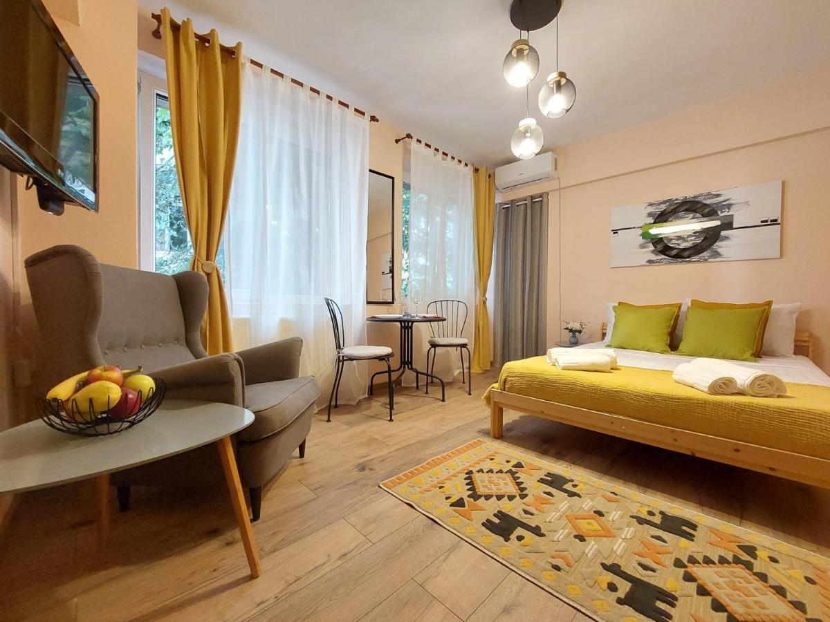 Laroka House Cosy Universitate 公寓 *
